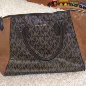 Unique Black and Brown MK Purse (crossbody and shoulder)